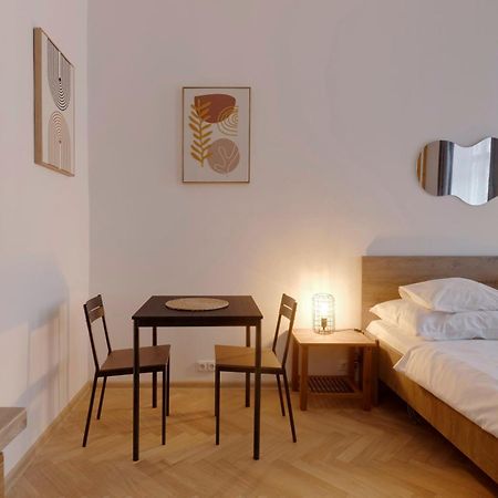 Vita Nejedleho Apartments براغ المظهر الخارجي الصورة