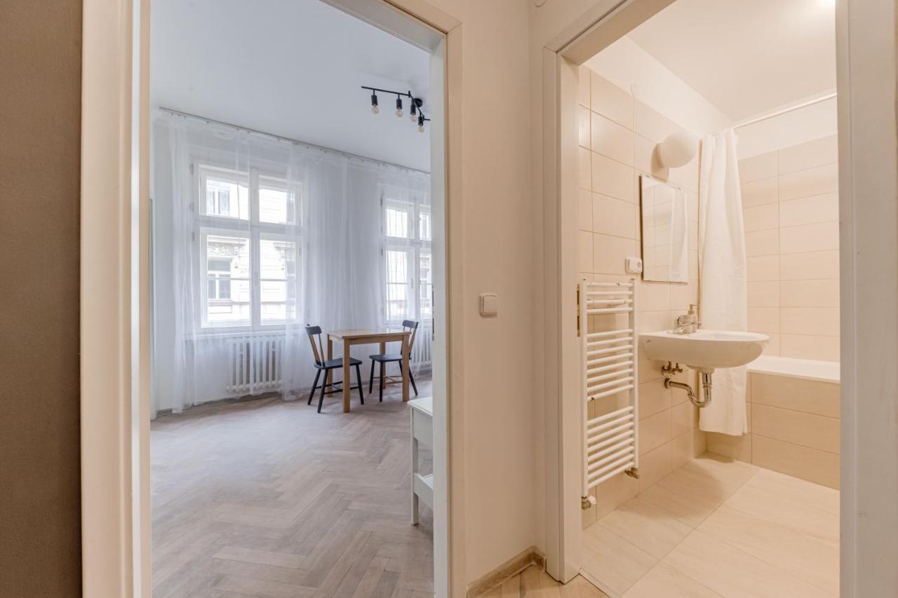 Vita Nejedleho Apartments براغ المظهر الخارجي الصورة